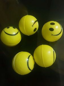 Pack Of 5 ☺️ smiley balls