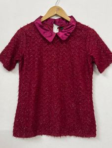 Chic Textured Berry Top with Peter Pan Collar