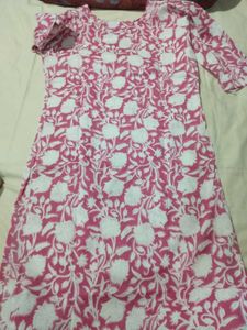 New Beautiful Pink Floral Kurta Set