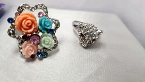 Flowers and cat ring