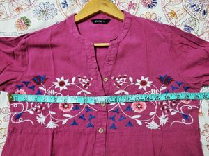 Embroidered Pink Kurta