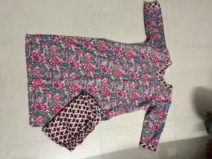 Beautiful Floral Print Kurta Set
