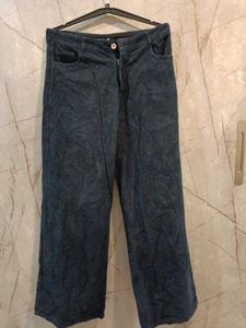 Dark Wash Wide Leg Pants (size-32)