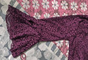 💝💜Elegant Purple Lace Top 💜💝