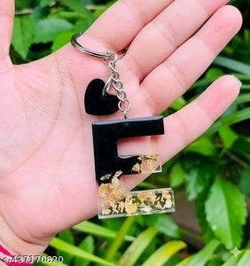 Initial 'G' Resin Keychain