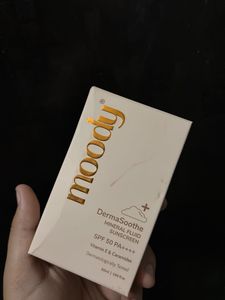 Moody DermaSoothe Mineral Fluid Sunscreen