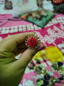 Sparkling Crystal Flower Ring