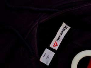 💥BUY1GET1💥 REEBOK men's cotton regular fit color block hooded sweatshirt.