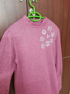 Majenta woolen tops with stone work