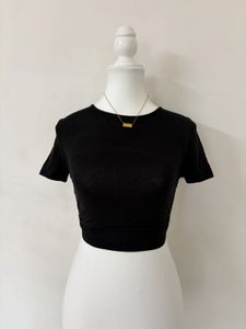 sexy backless Crop Top😭🤍