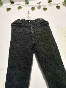 💖 Stylish Skull Print Jeans 🎀