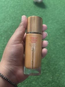 Hollywood Flawless Filter Makeup