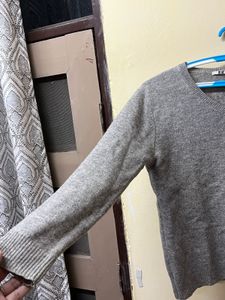 Uniqlo Sweater