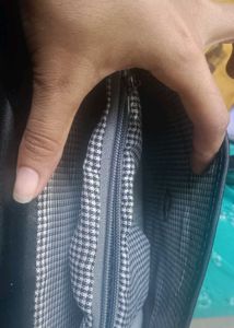 Stylish Black Handbag/sling bag