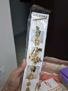 Elegant Floral Hair Chain