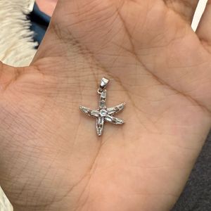 Starfish Pendant Necklace