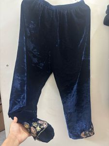Vastra Official Elegant Navy Blue Velvet Kurta Set