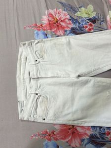 Light Wash Denim Jeans