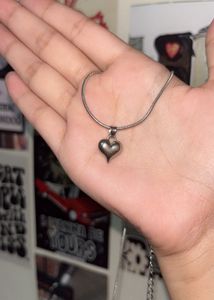 Anti Tarnish Chic Heart Pendant Necklace