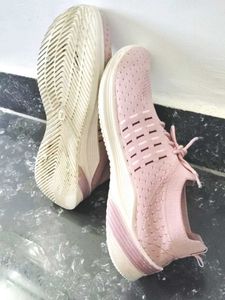❤ Nice stylish Shoes &amp; 4-Socks😍