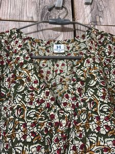 V-Neck Printed Kurti
