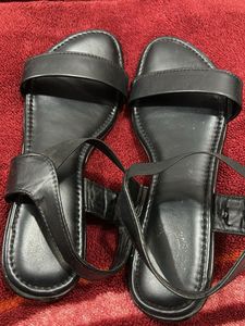 Shoetopia Women’s Black Sandals