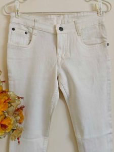 🆕 White Cotton Jeans