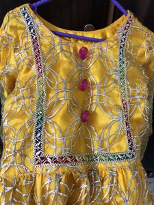 Beautiful Yellow Embroidered Kurta with purse