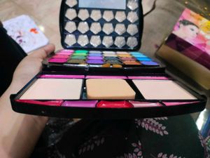 ADS Fashion Colour Make-up Kit