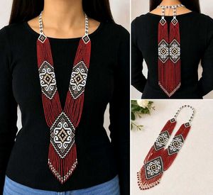 🌸✨ Morni Floral Beaded Necklace Set