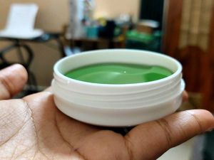 Mcaffiene Green tea hydrogel under eye patches