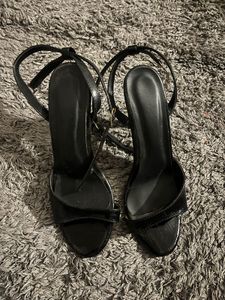 Chic Black Strappy Heels