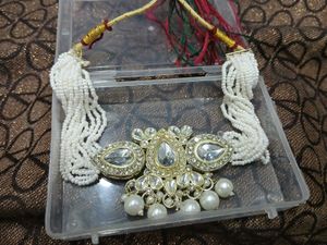 Elegant White Pearl Choker Necklace