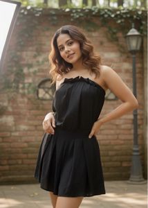 Chic Black Jumpsuit Offer