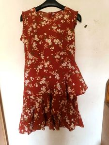 Chic Floral Print Dress L size