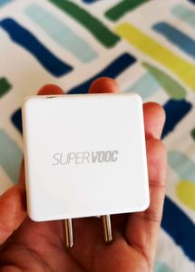 Oppo 120W Super VOOC Fast Charger