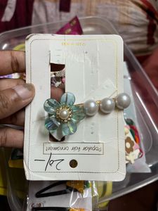 Cute Flower Pearl Hair Clip