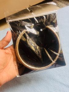 Choker necklace