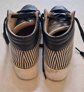 Stylish Black Striped Sneakers