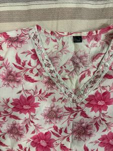 Beautiful Floral Print Kurta