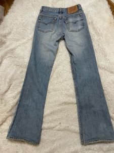 Levi's bootcut Jean 🪼