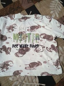Cute Graphic Print Long Sleeve Top size 30/32 fitt