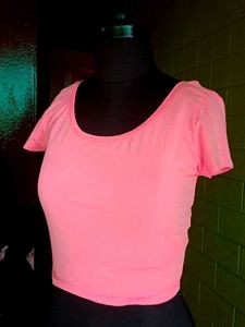 Peach Cropped Tops