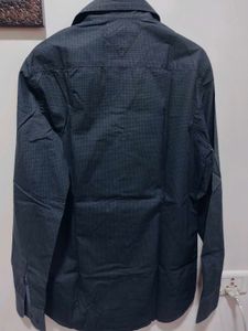 Tommy Hilfiger Men's Classic Fit Shirt 40 inch