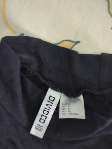 Black Cropped Long Sleeve Top