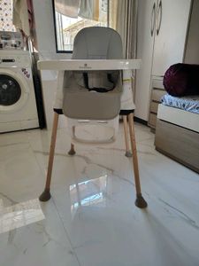 Baby High Chair brand new