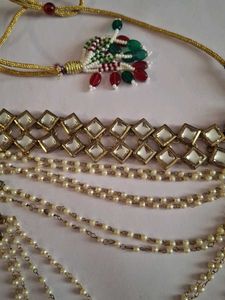Elegant Kundan Pearl Necklace Set