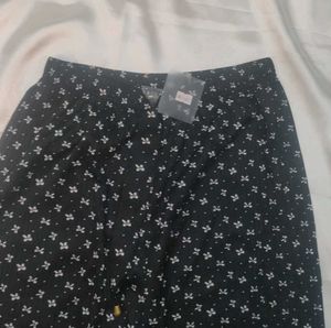 Stylish Black &amp; White Patterned Pants