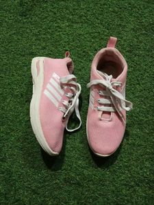 Stylish Pink Sneakers for Women