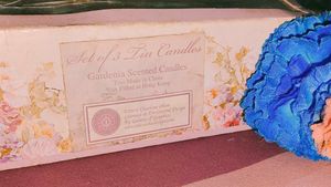 Set of 3 Gardenia Scented Tin Candles